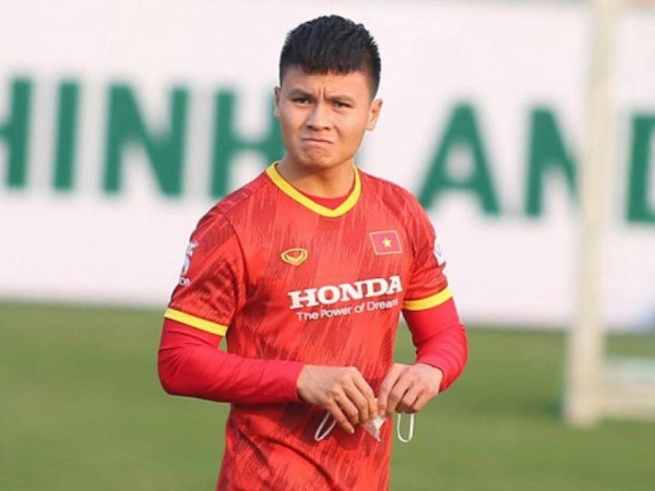 Tin bóng đá trong nước 23/12: Quang Hải sẽ ra sân đấu Malaysia